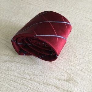 Brand New 100% Silk Van Heusen Mens Neck Tie